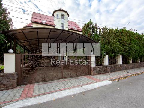 будинок за адресою Підгірна