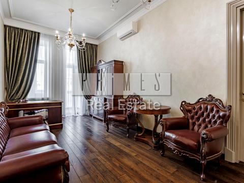 комерційна за адресою Шота Руставелі вул., 44