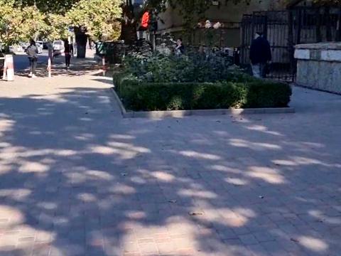 комерційна за адресою Незалежності вул., 18Б