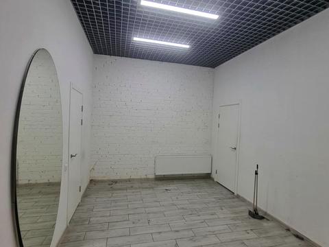 коммерческая по адресу Андрея Верхогляда ул. (Михайла Драгомирова), 4 б