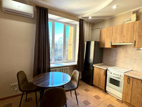 квартира по адресу Лаврская ул. (Январского восстания), 6