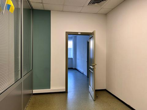 комерційна за адресою Польова вул., 24