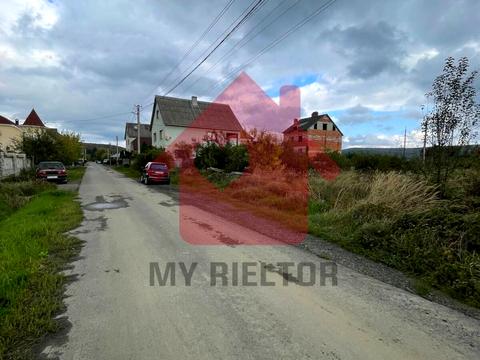 участок по адресу Центральна