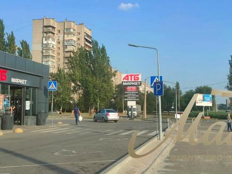 квартира за адресою Дніпровська вул. (Леппіка), 4