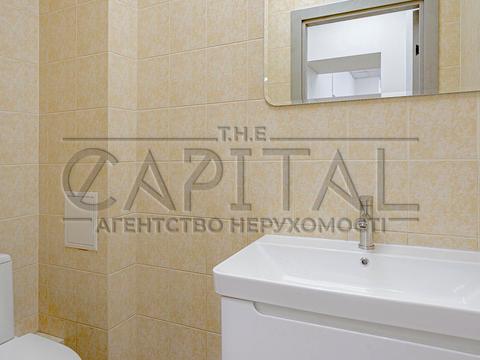 коммерческая по адресу Саксаганского ул., 42