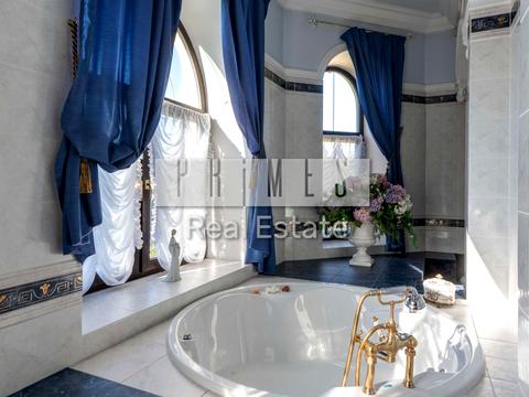 будинок за адресою смт. Козин, Столичне шосе