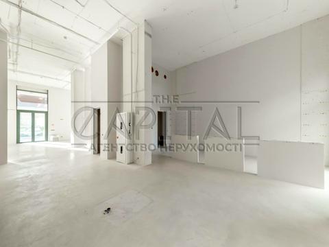 комерційна за адресою Бульварно-Кудрявська вул. (Воровського), 17