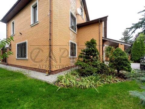 будинок за адресою святкова