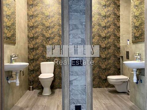 комерційна за адресою Велика Васильківська вул. (Червоноармійська), 72