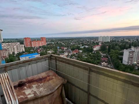 кімната за адресою Грушевського, 7