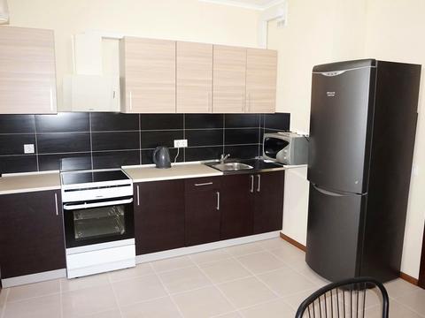 квартира за адресою Сім'ї Кульженків вул. (Петра Дегтяренка), 31-А
