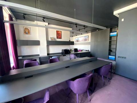 коммерческая по адресу Жилянская ул., 68