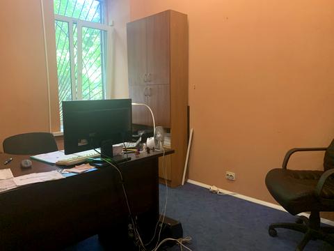 комерційна за адресою В'ячеслава Чорновола вул. (Юрія Савченка), 7