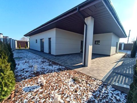 будинок за адресою с. Новоолександрівка, Молодіжна