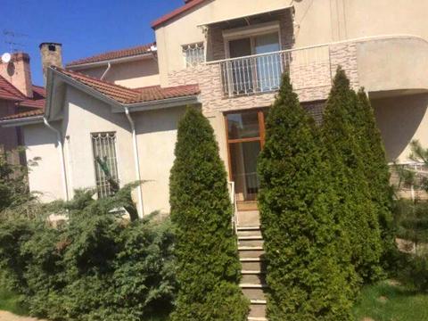 будинок за адресою Парниковая, 29