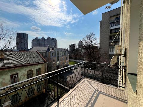 квартира за адресою Олеся Гончара вул., 47-Б