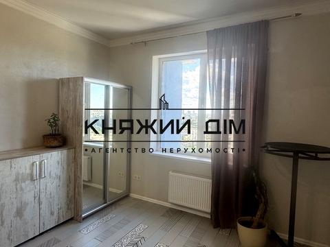 квартира за адресою Кирило-Мефодіївська вул., 2