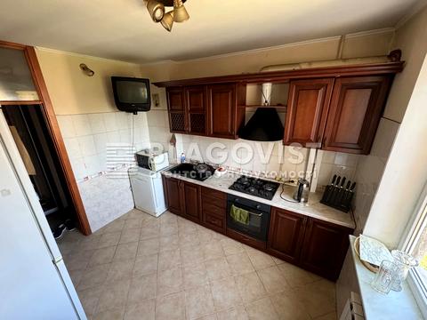 квартира за адресою Бережанська вул., 12