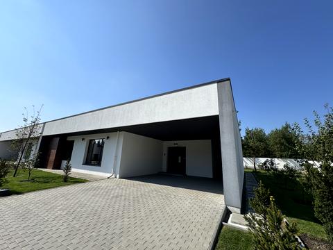 будинок за адресою Привітна, 1