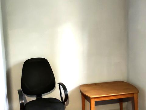 комерційна за адресою Братиславська вул., 14 б