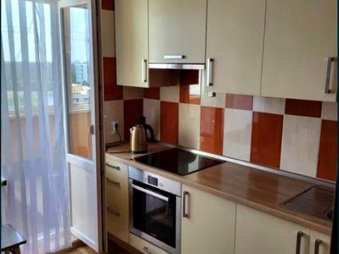 квартира за адресою Академіка Єфремова вул. (Командарма Уборевича), 29/22