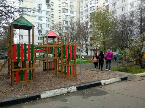 квартира за адресою Мальовнича вул. (Скворцова), 2