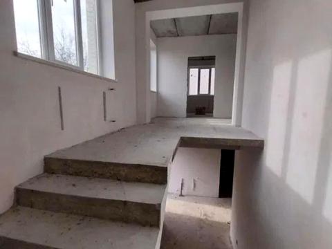 будинок за адресою Центральна