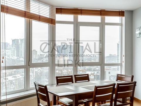 квартира за адресою Андрія Верхогляда вул. (Михайла Драгомирова), 5