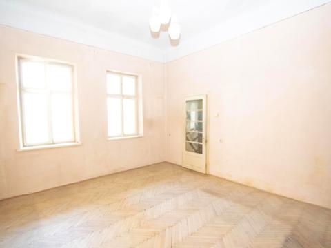 квартира за адресою Якоба фон Петровича вул. (Михайла Ломоносова), 5