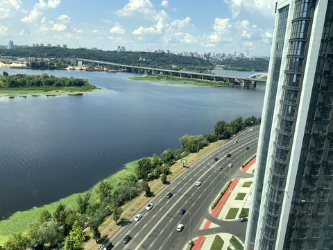 квартира за адресою Дніпровська набережна вул., 15-К