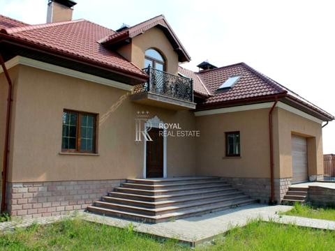 будинок за адресою с. Вишеньки, Кар'єрна вул.