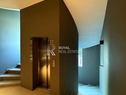 комерційна за адресою Новоселицька вул., 7