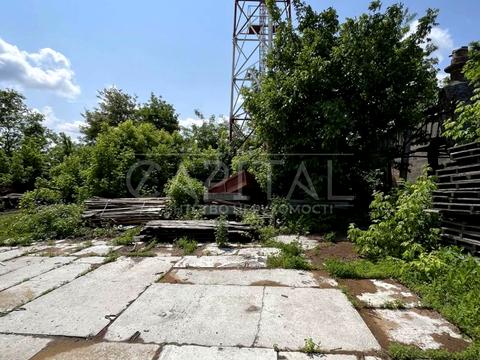 комерційна за адресою Центральна, 34