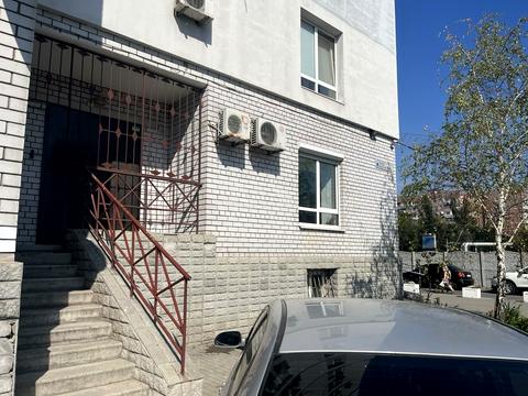 коммерческая по адресу Космическая ул., 3