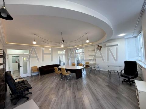 коммерческая по адресу Павла Тычины просп., 18-Б