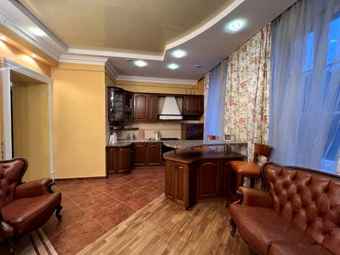 квартира по адресу Ивана Франка ул., 23а