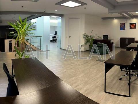 комерційна за адресою Саксаганського вул., 70А