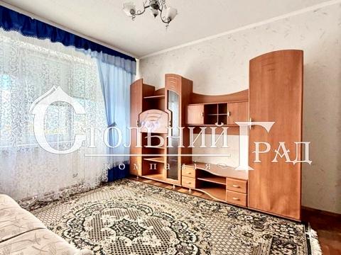 квартира по адресу Червоной Калины просп. (Владимира Маяковского), 30