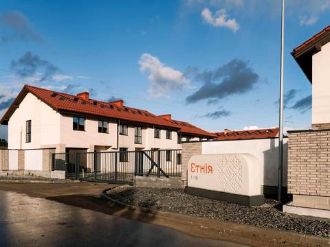 будинок за адресою Березова