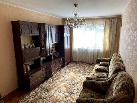 квартира по адресу Комарова ул., 1