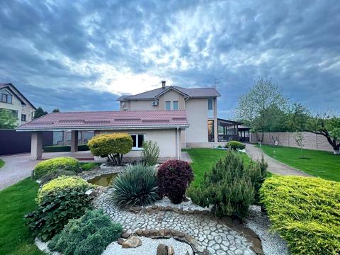 будинок за адресою Грушевського вул.