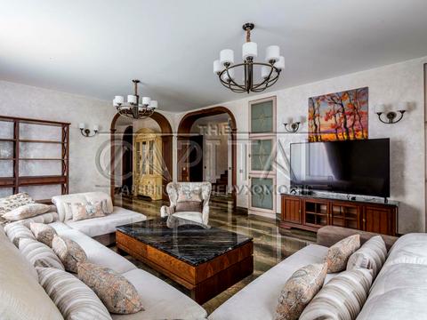 будинок за адресою світанкова, 10