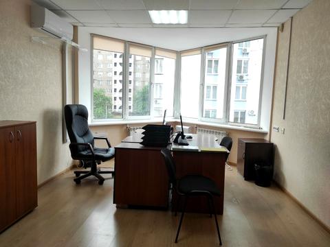 комерційна за адресою Харківське шосе, 152