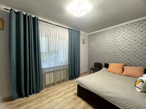 будинок за адресою смт. Воскресенське, Поздовжня