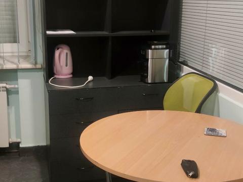 комерційна за адресою Богдана Гаврилишина вул. (Ванди Василевської), 11