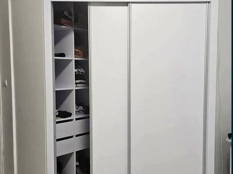 квартира за адресою Олександра Довженка вул., 1