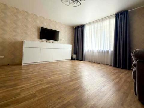 квартира за адресою Героїв просп., 3