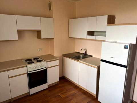 квартира за адресою Миколи Вінграновського вул., 2