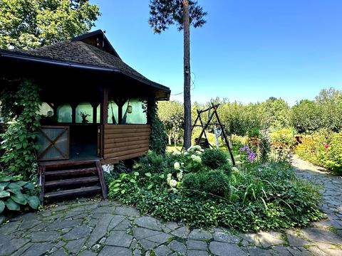 будинок за адресою Центральна