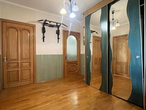 квартира за адресою Академіка Заболотного вул., 52